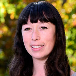 Headshot of Miranda Lyons-Cohen, PhD